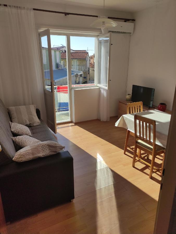 Apartment Landeka Primosten Exterior photo